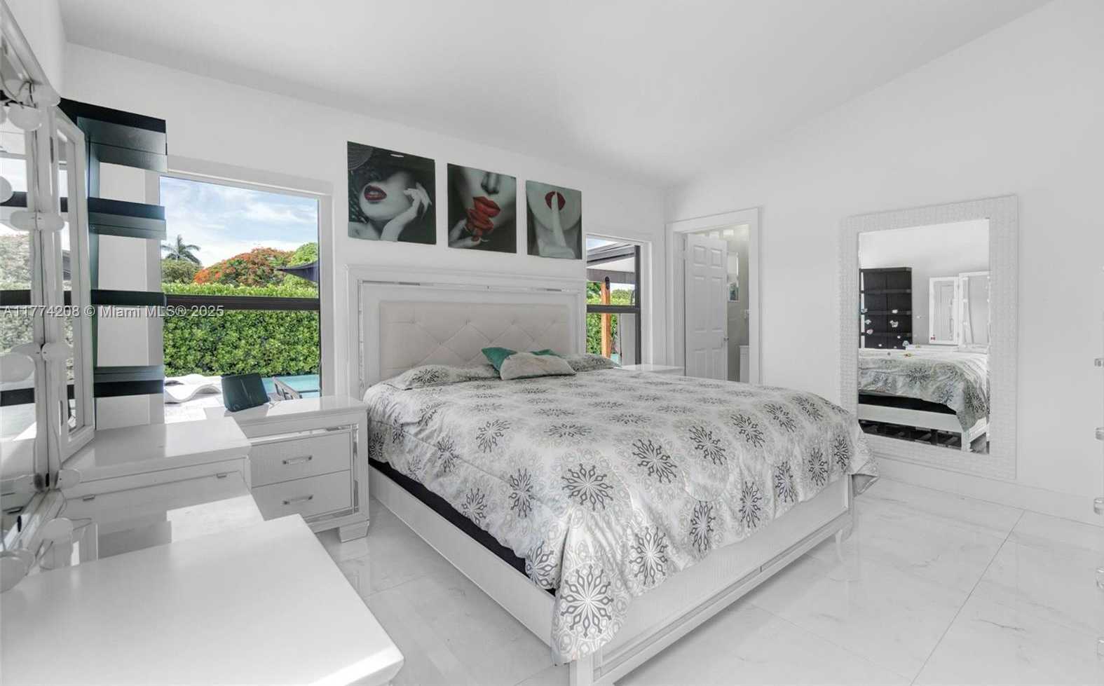 Small Image of 8840 SOUTH WEST 181ST TER, Palmetto Bay Number 35