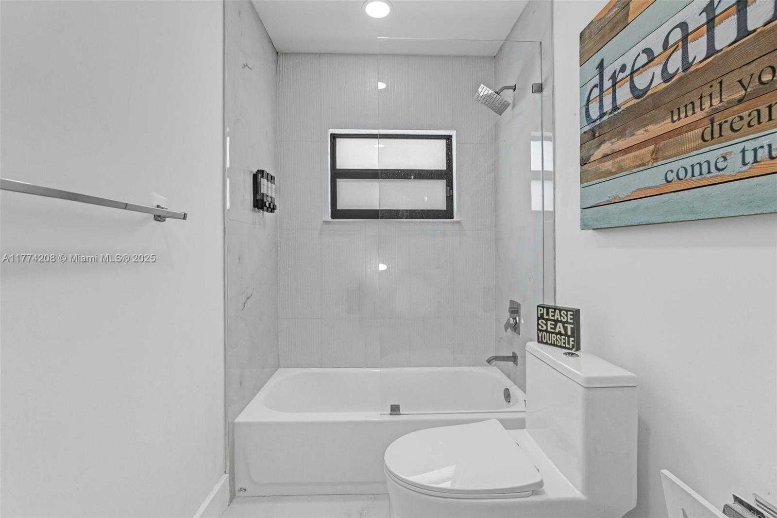 Small Image of 8840 SOUTH WEST 181ST TER, Palmetto Bay Number 44