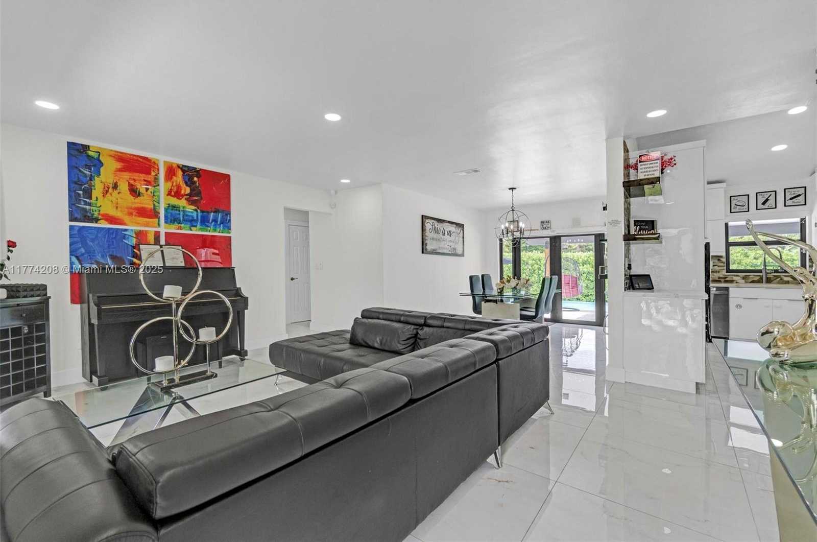 Small Image of 8840 SOUTH WEST 181ST TER, Palmetto Bay Number 47