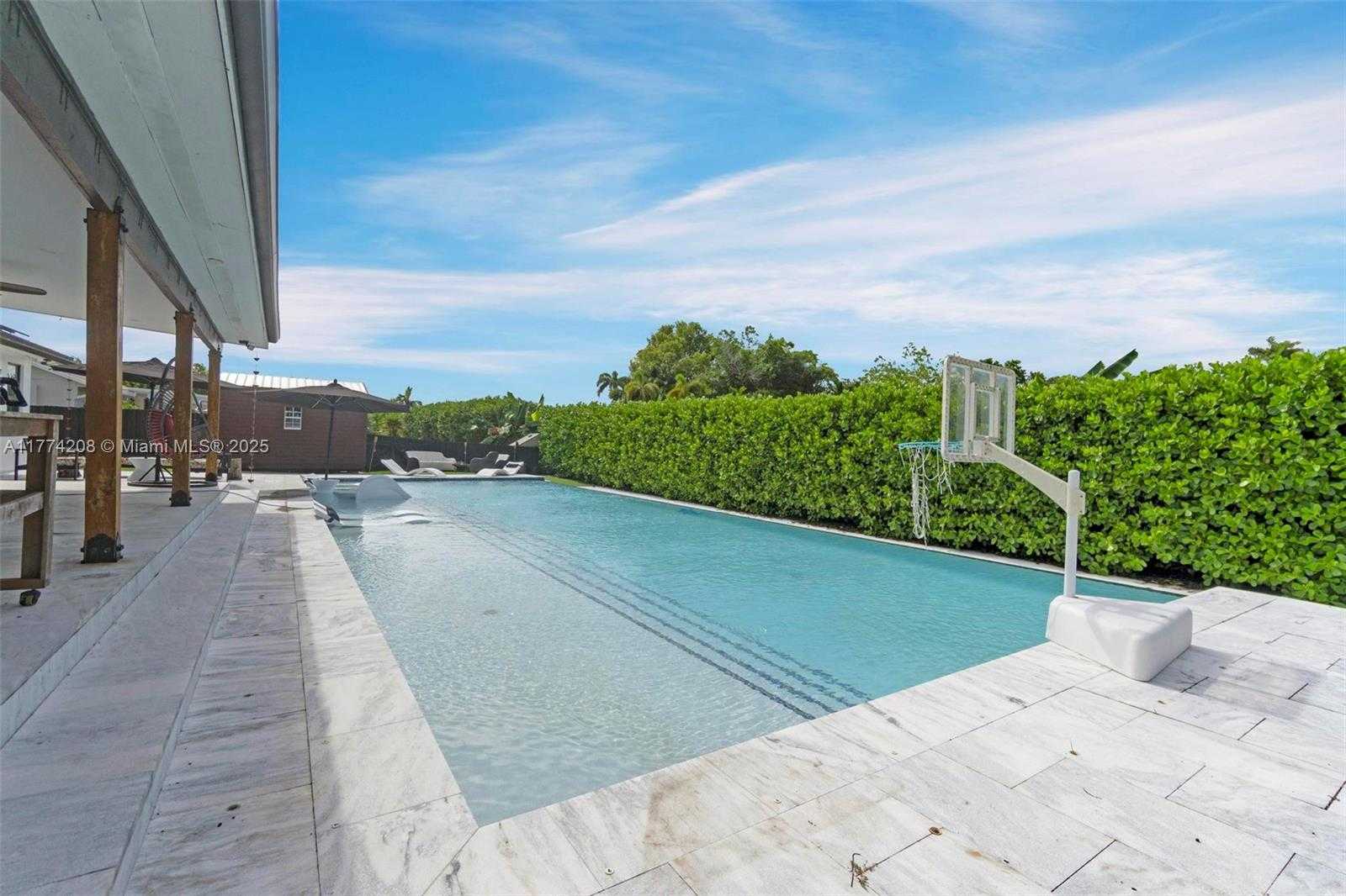 Small Image of 8840 SOUTH WEST 181ST TER, Palmetto Bay Number 56