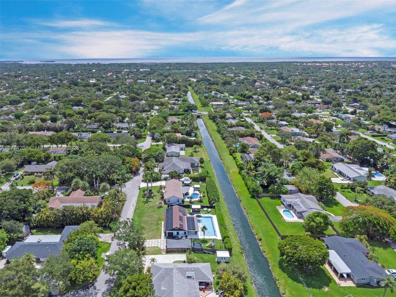 Small Image of 8840 SOUTH WEST 181ST TER, Palmetto Bay Number 67