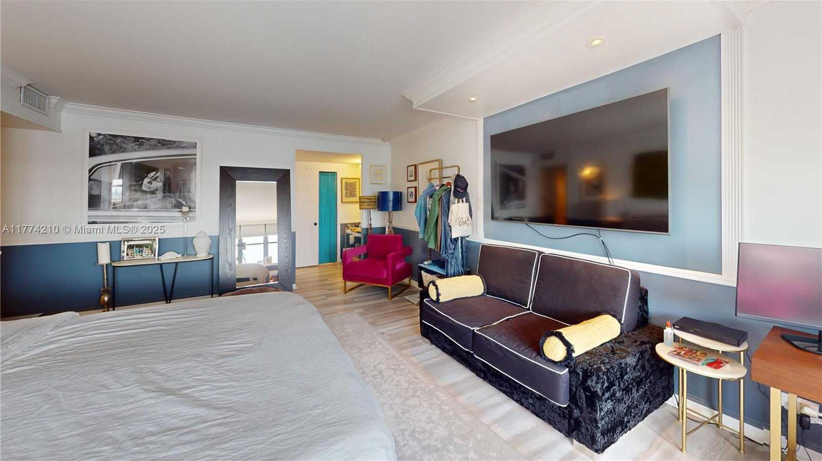 Small Image of 1800 NORTH EAST 114TH ST #1705, Miami Number 24