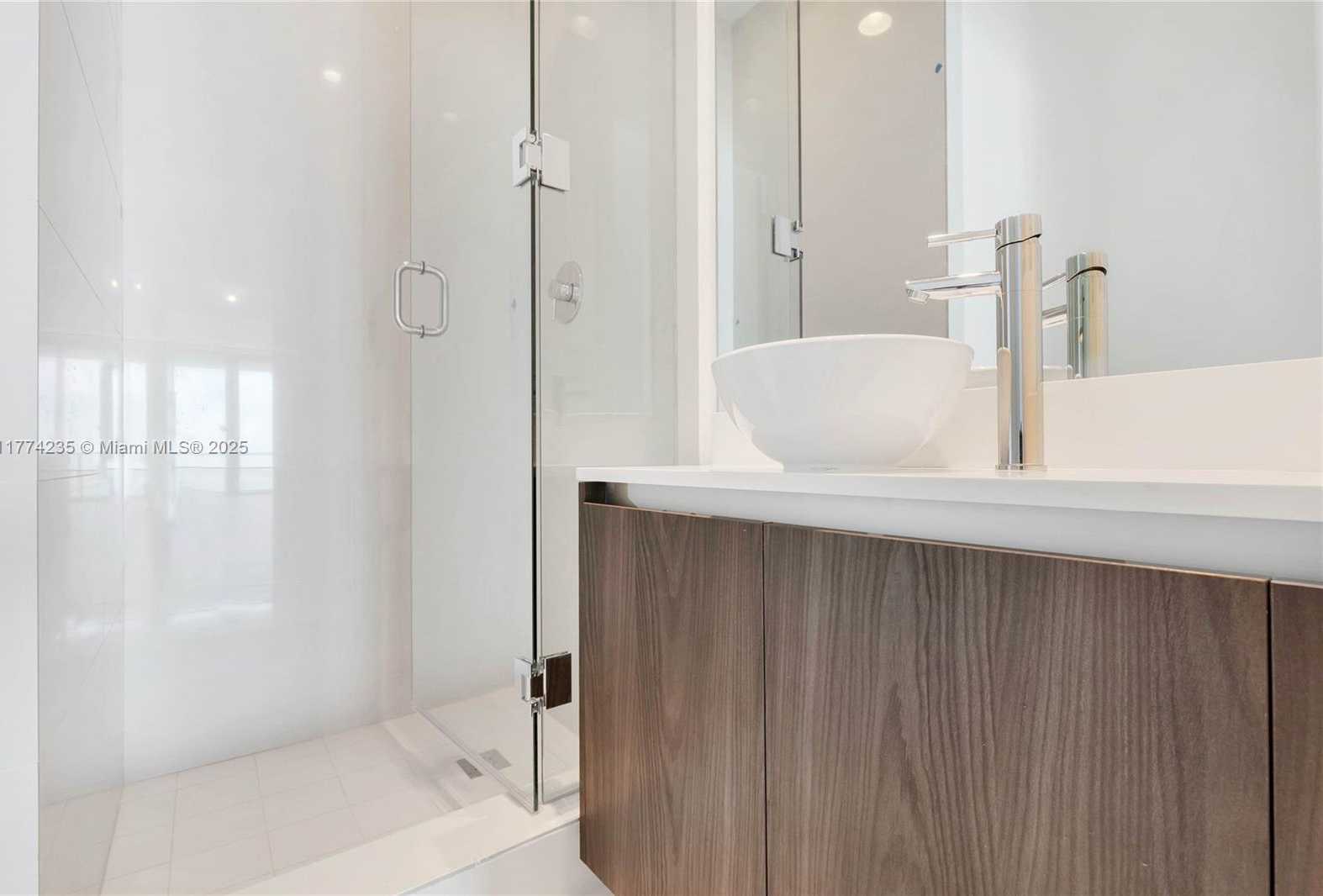 Small Image of 480 NORTH EAST 31ST ST #3505, Miami Number 23
