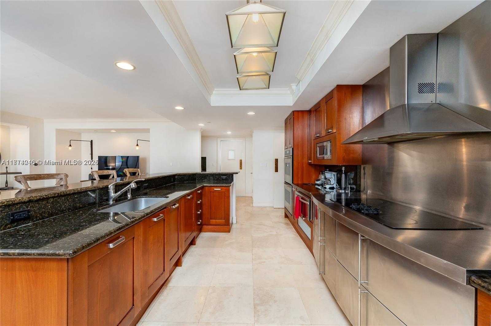 Small Image of 20201 EAST COUNTRY CLUB DR #2806/07, Aventura Number 16