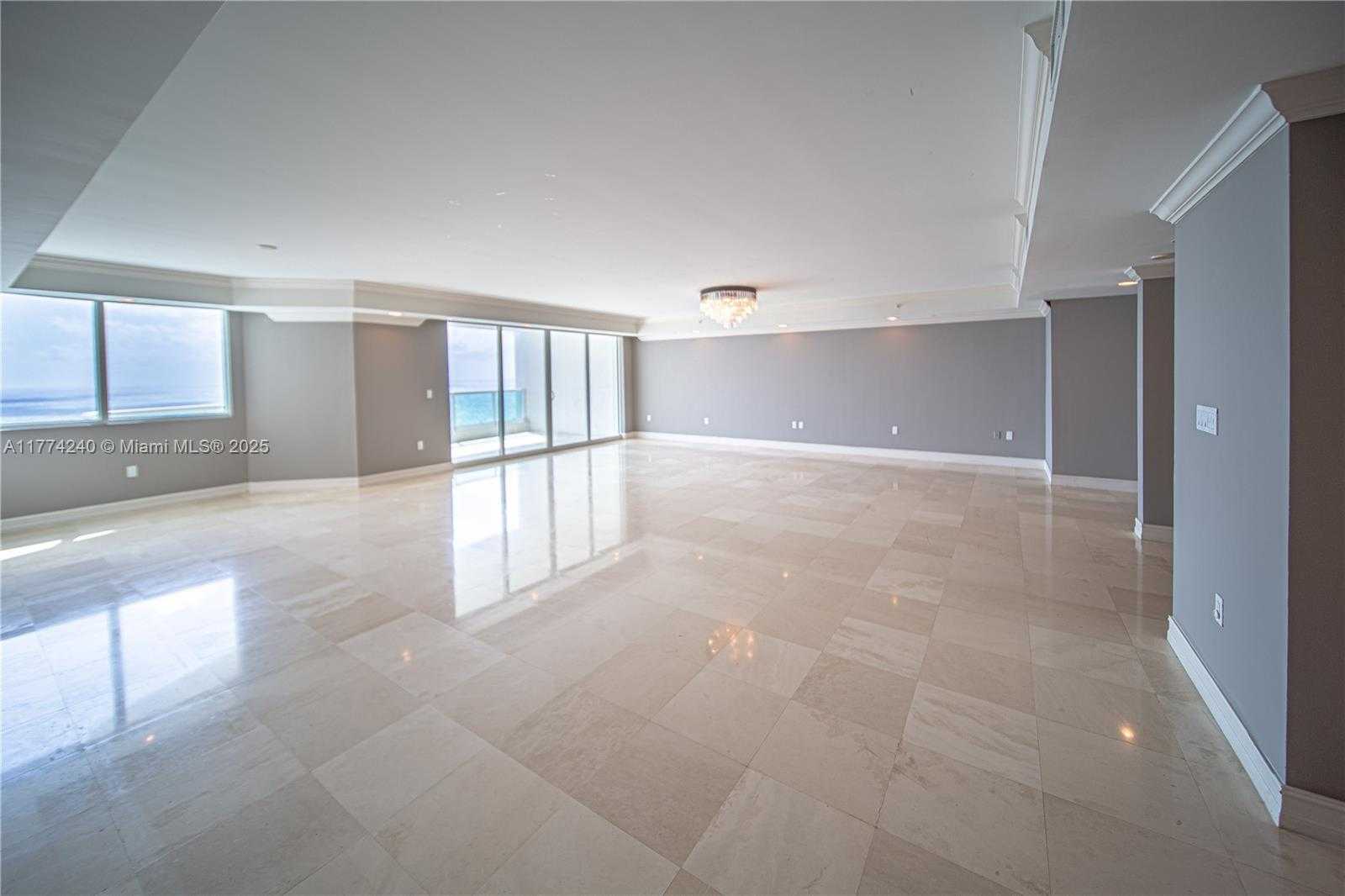 Small Image of 20201 EAST COUNTRY CLUB DR #2806/07, Aventura Number 40