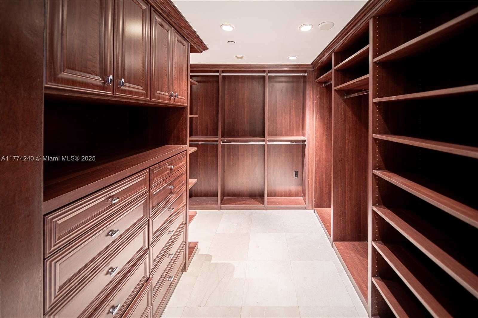 Small Image of 20201 EAST COUNTRY CLUB DR #2806/07, Aventura Number 55