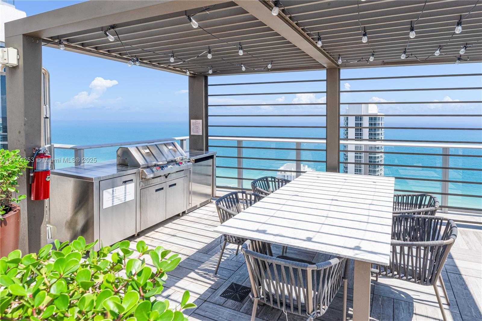 Small Image of 4010 SOUTH OCEAN DR #T3609, Hollywood Number 29