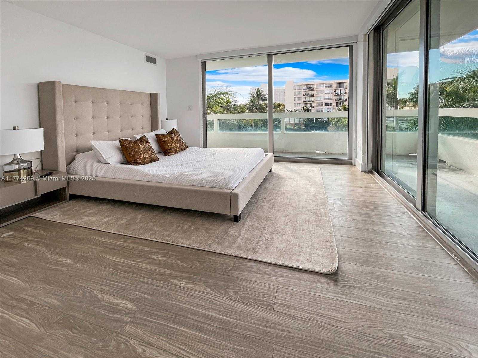 Small Image of 1025 92ND ST #401, Bay Harbor Islands Number 11