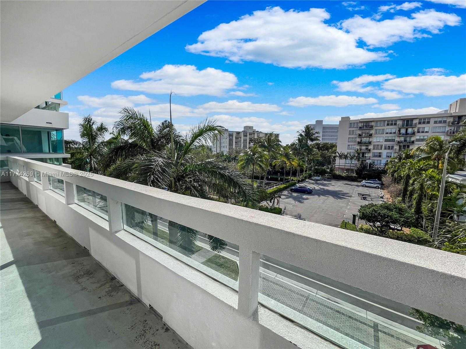 Small Image of 1025 92ND ST #401, Bay Harbor Islands Number 13