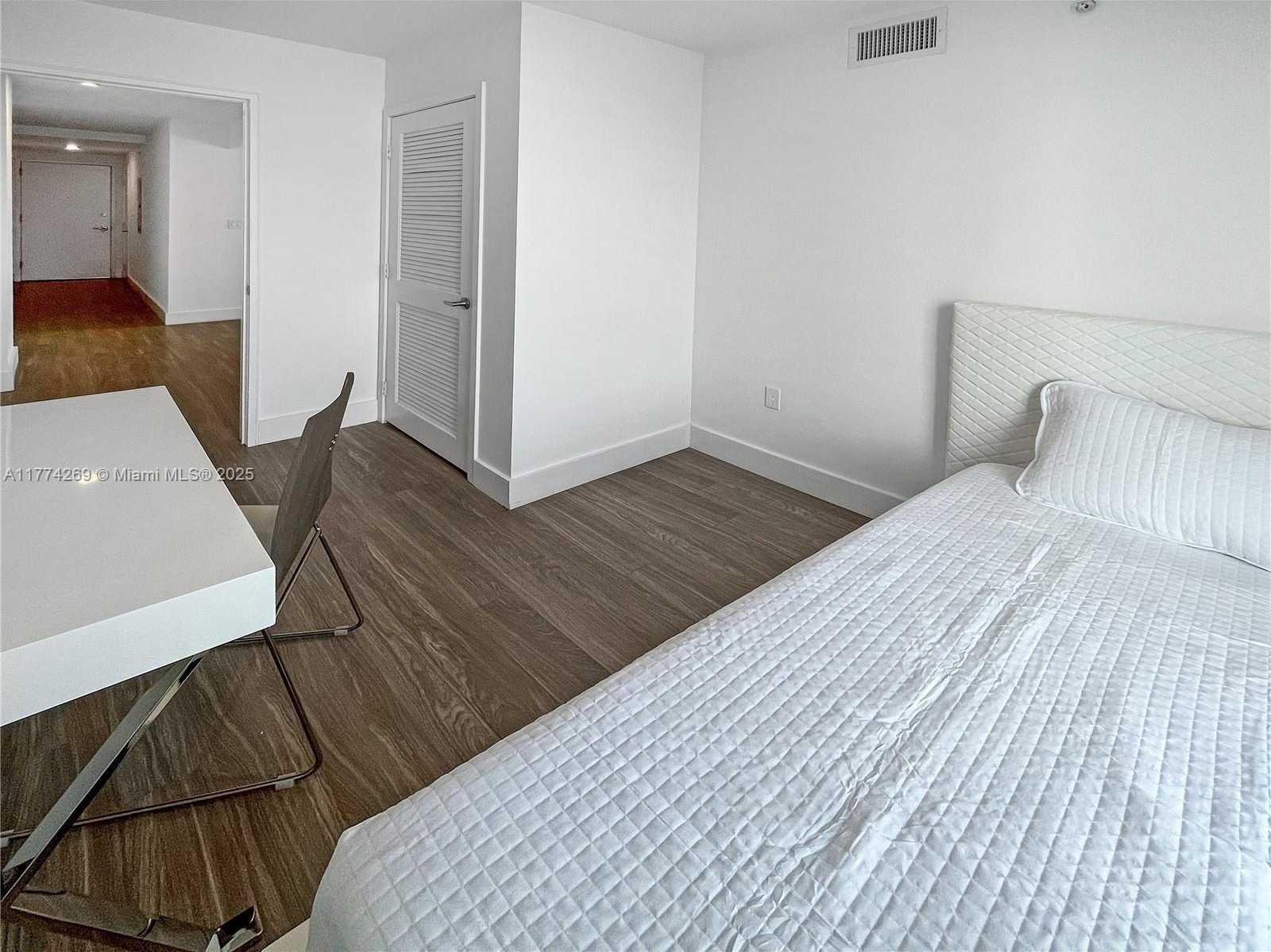 Small Image of 1025 92ND ST #401, Bay Harbor Islands Number 20