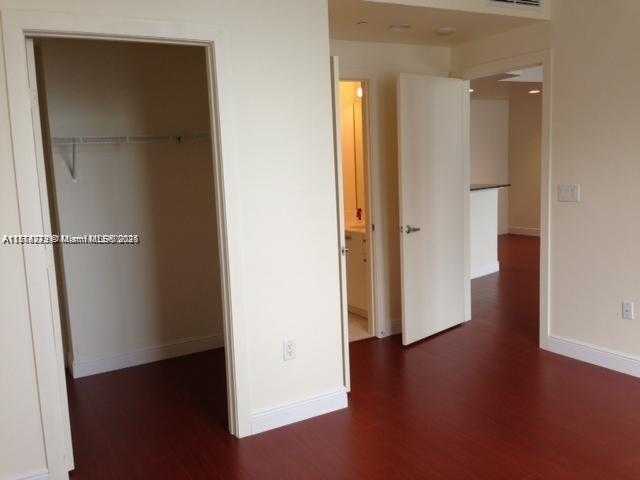 Small Image of 1060 BRICKELL AVE #2305, Miami Number 9