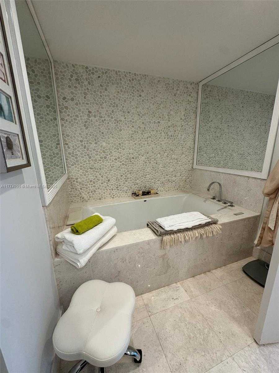 Small Image of 17121 COLLINS AVE #1802, Sunny Isles Beach Number 12