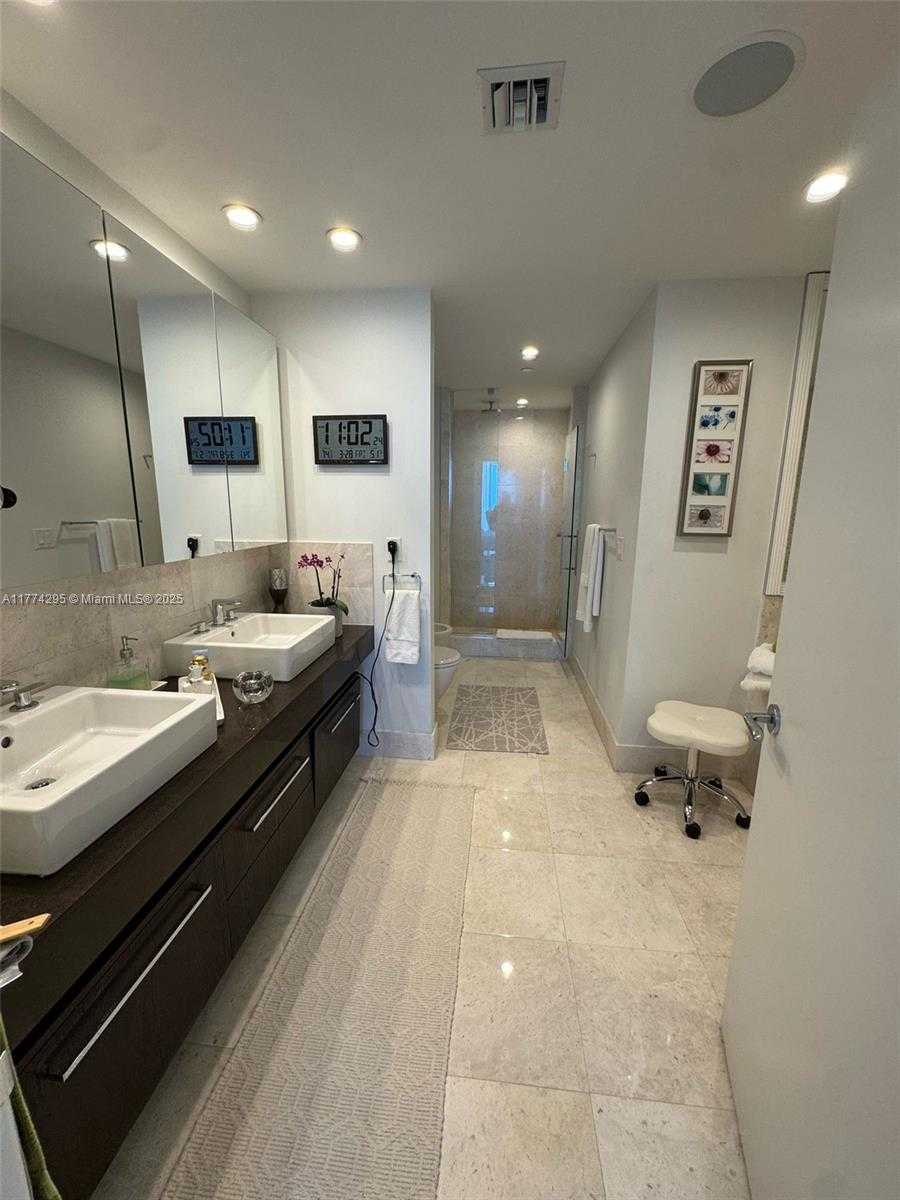 Small Image of 17121 COLLINS AVE #1802, Sunny Isles Beach Number 13