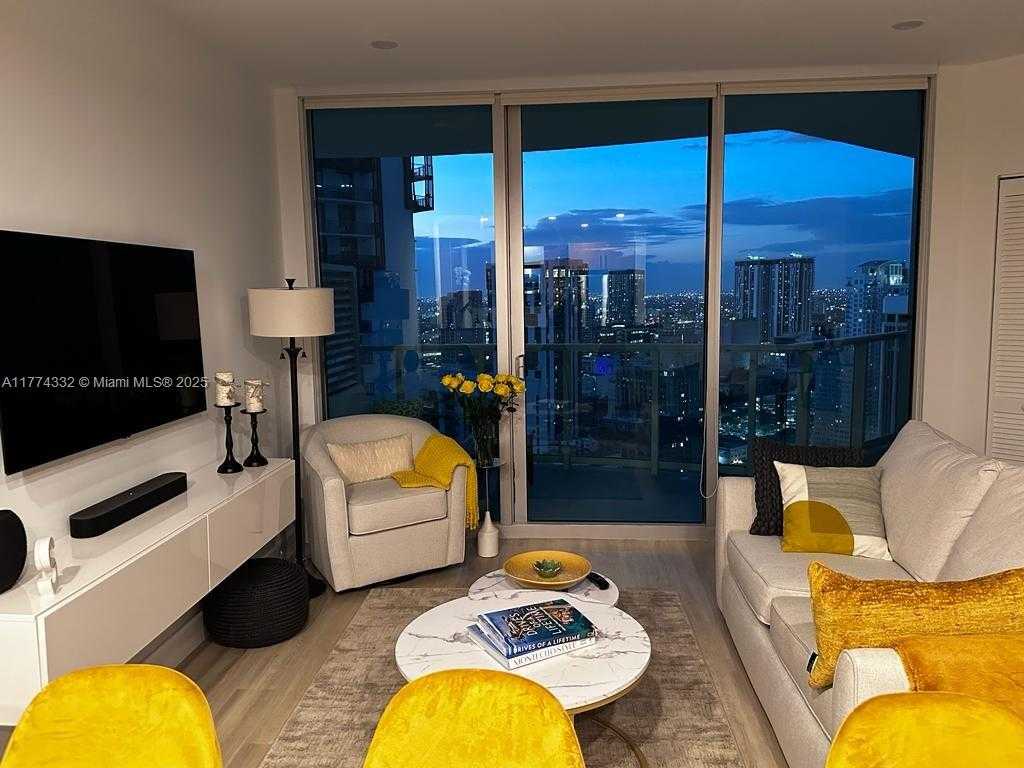 Small Image of 300 SOUTH BISCAYNE BLVD #T-3607, Miami Number 33