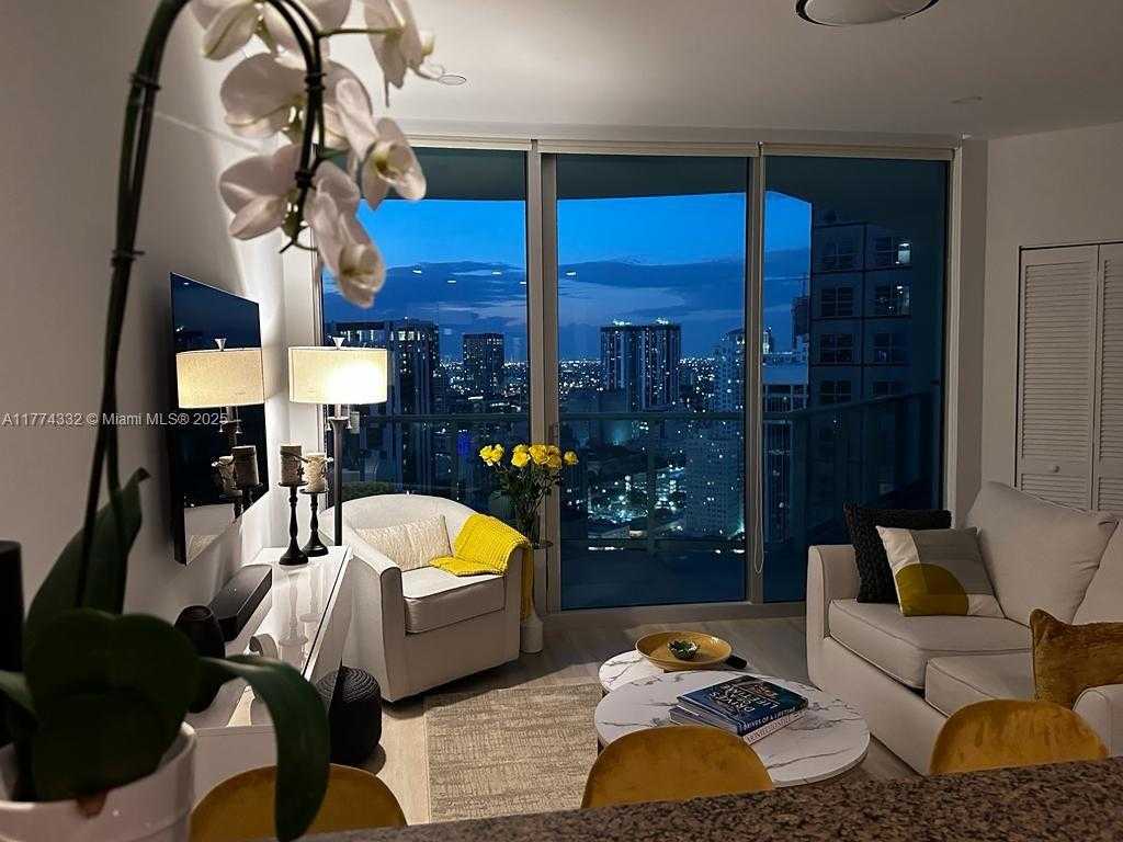 Small Image of 300 SOUTH BISCAYNE BLVD #T-3607, Miami Number 34