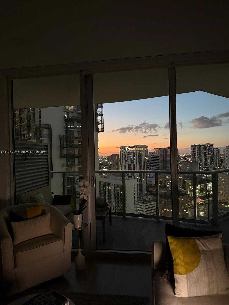 Small Image of 300 SOUTH BISCAYNE BLVD #T-3607, Miami Number 37