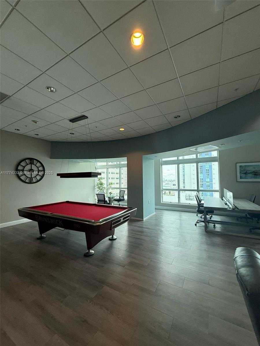 Small Image of 300 SOUTH BISCAYNE BLVD #T-3607, Miami Number 38