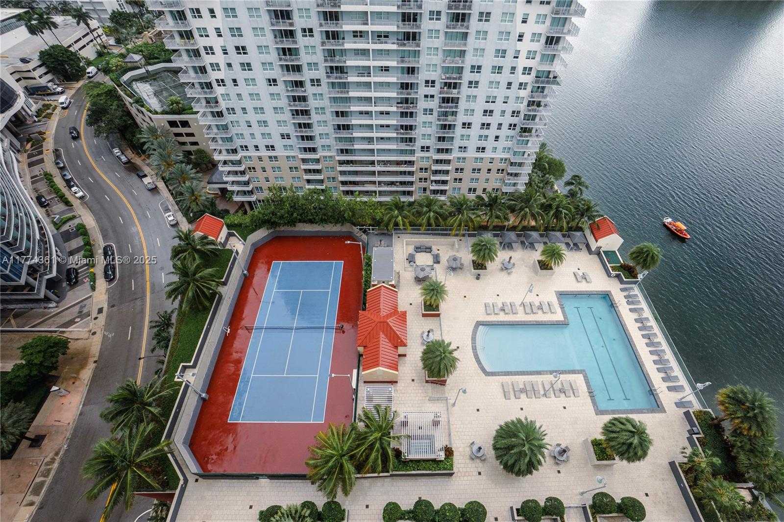 Small Image of 1155 BRICKELL BAY DR #2204, Miami Number 11