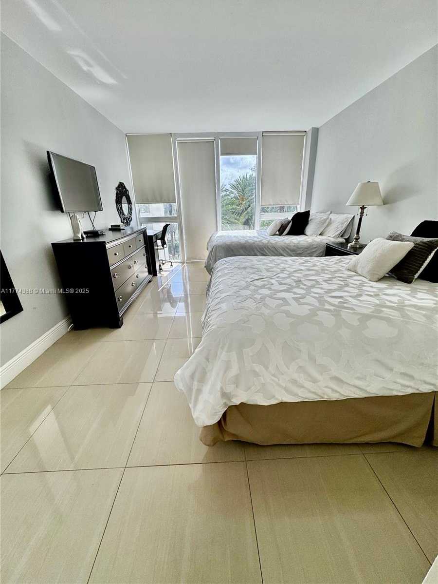 Small Image of 10275 COLLINS AVE #330, Bal Harbour Number 29