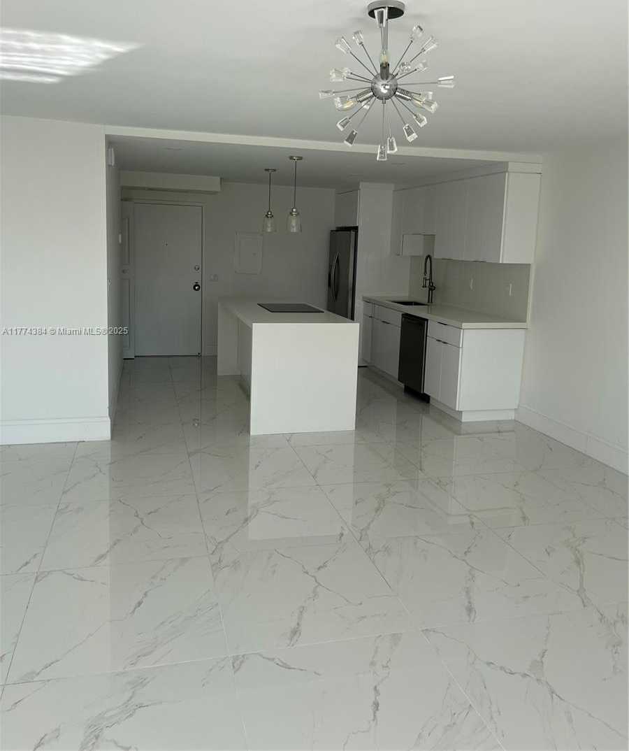 Small Image of 10101 EAST BAY HARBOR DR #201, Bay Harbor Islands Number 14