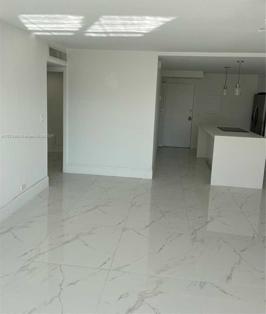 Small Image of 10101 EAST BAY HARBOR DR #201, Bay Harbor Islands Number 15