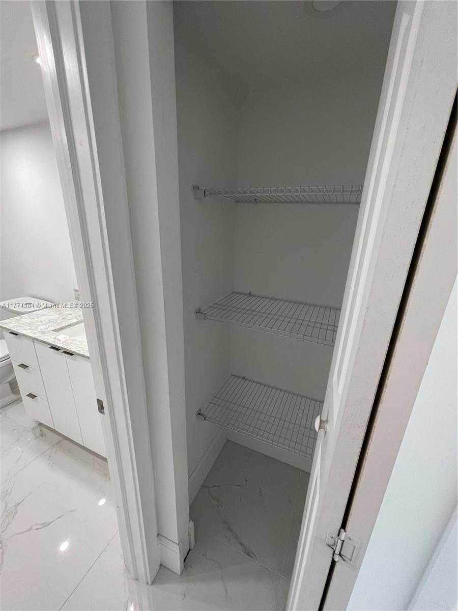 Small Image of 10101 EAST BAY HARBOR DR #201, Bay Harbor Islands Number 32