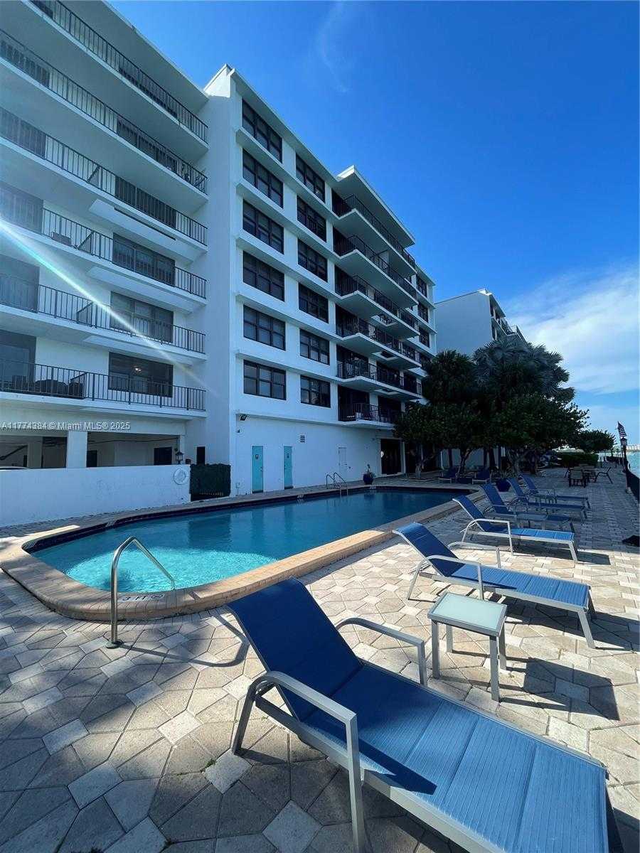 Small Image of 10101 EAST BAY HARBOR DR #201, Bay Harbor Islands Number 35