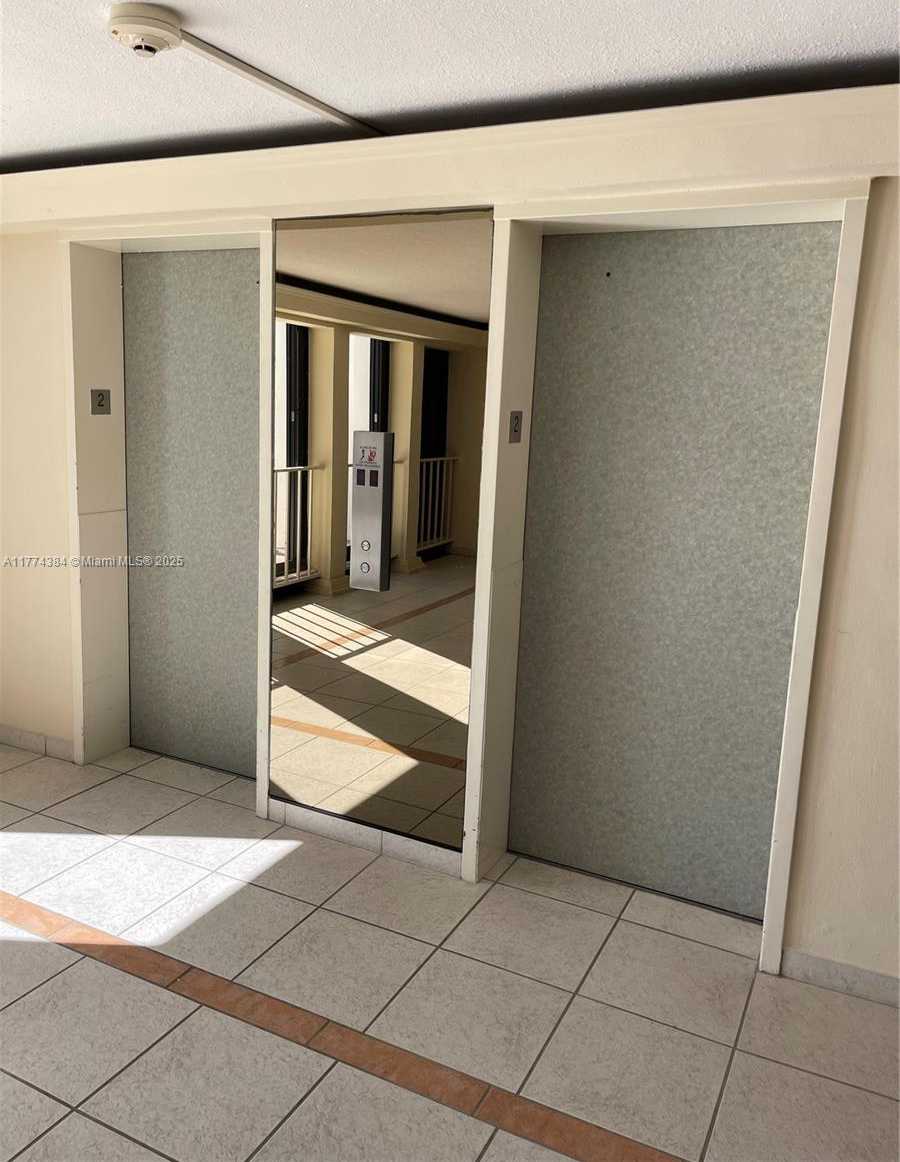 Small Image of 10101 EAST BAY HARBOR DR #201, Bay Harbor Islands Number 40