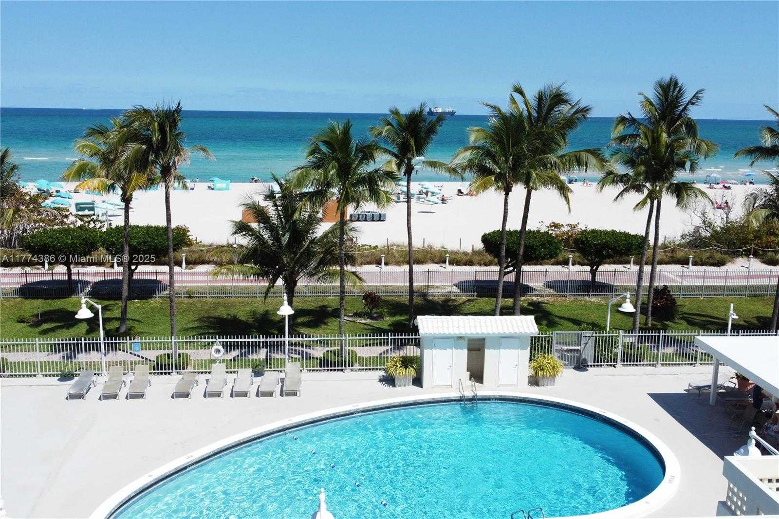 Small Image of 2899 COLLINS AVE #642, Miami Beach Number 14