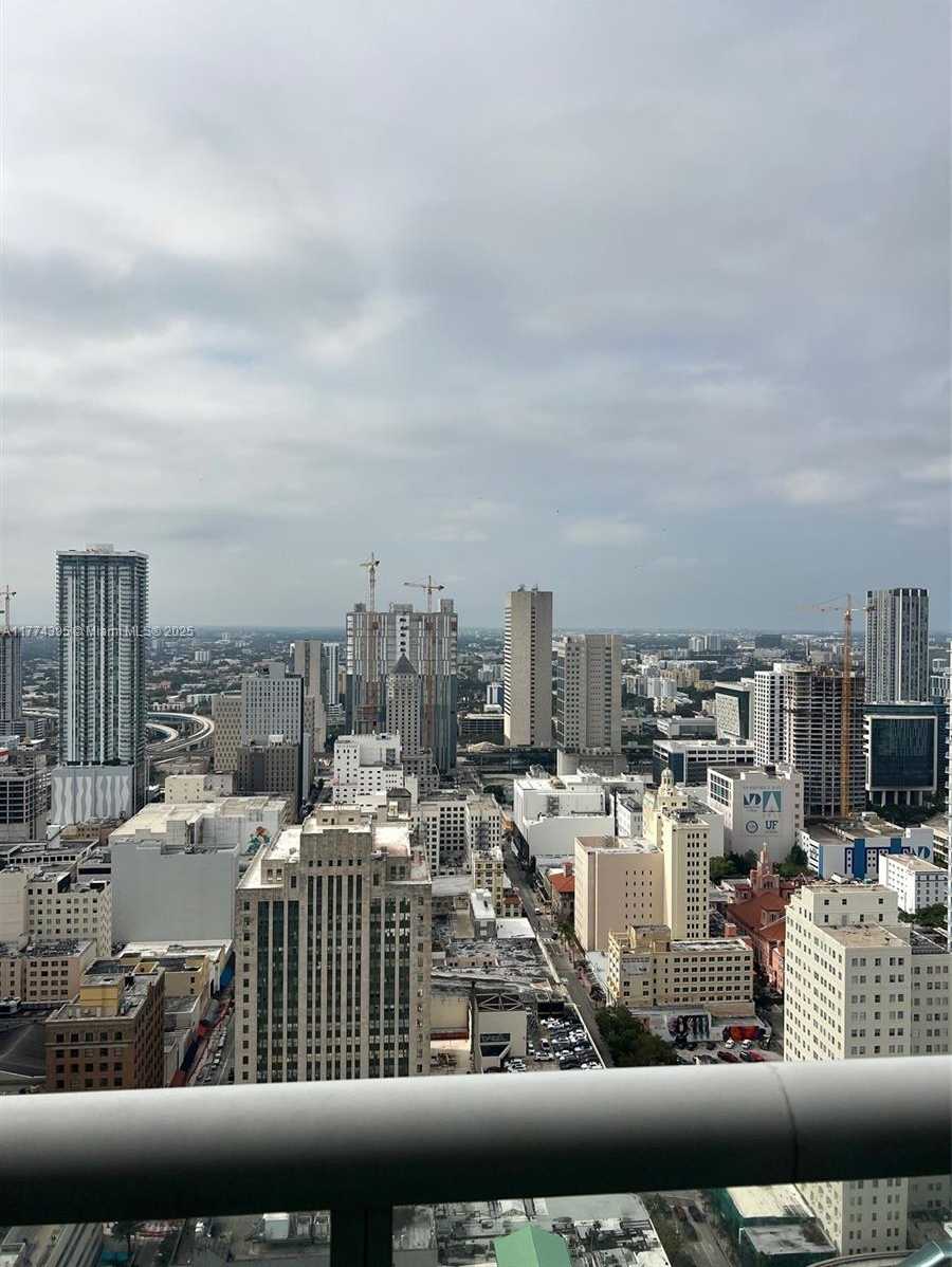 Small Image of 50 BISCAYNE BLVD #3407, Miami Number 8