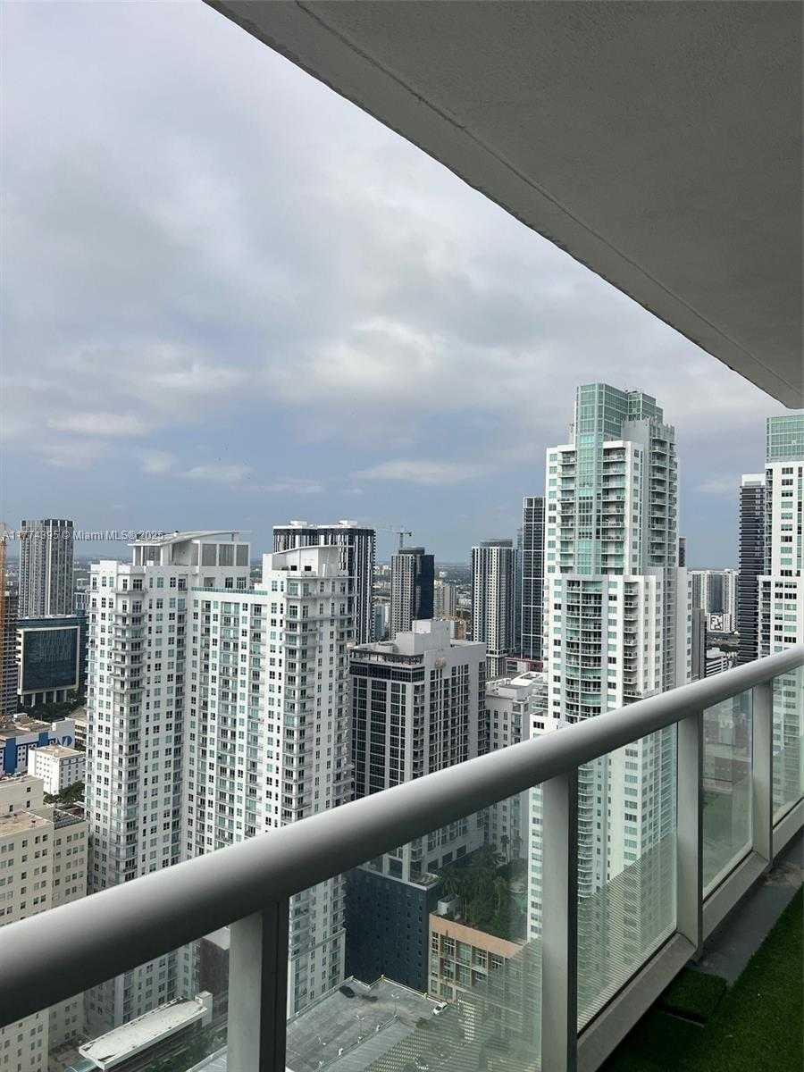 Small Image of 50 BISCAYNE BLVD #3407, Miami Number 9