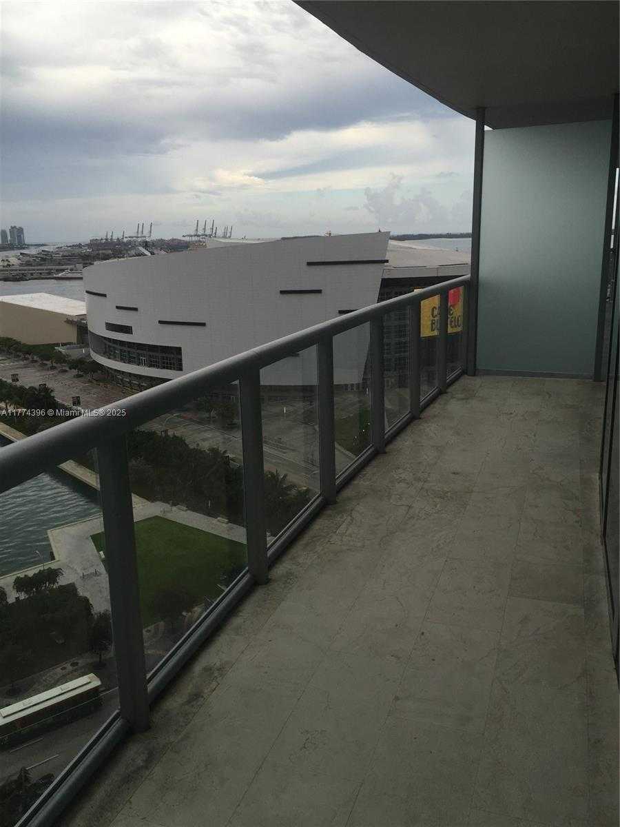Small Image of 888 BISCAYNE BLVD #1510, Miami Number 12