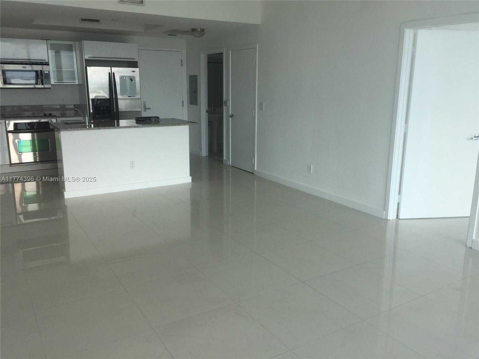 Small Image of 888 BISCAYNE BLVD #1510, Miami Number 3