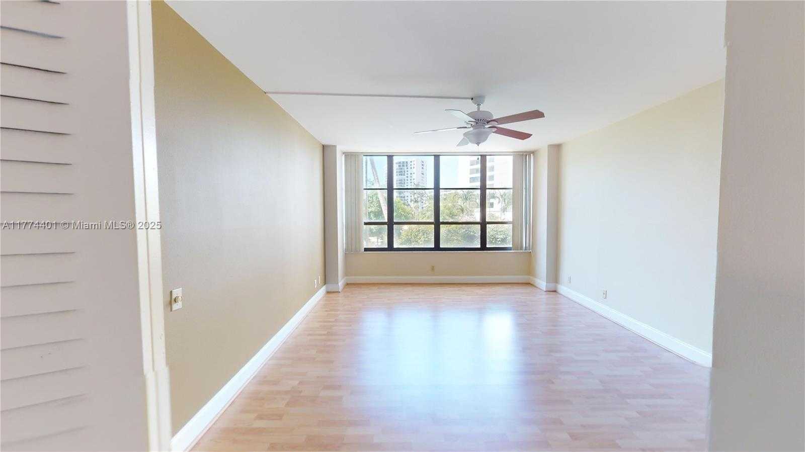 Small Image of 600 THREE ISLANDS BLVD #219, Hallandale Beach Number 26