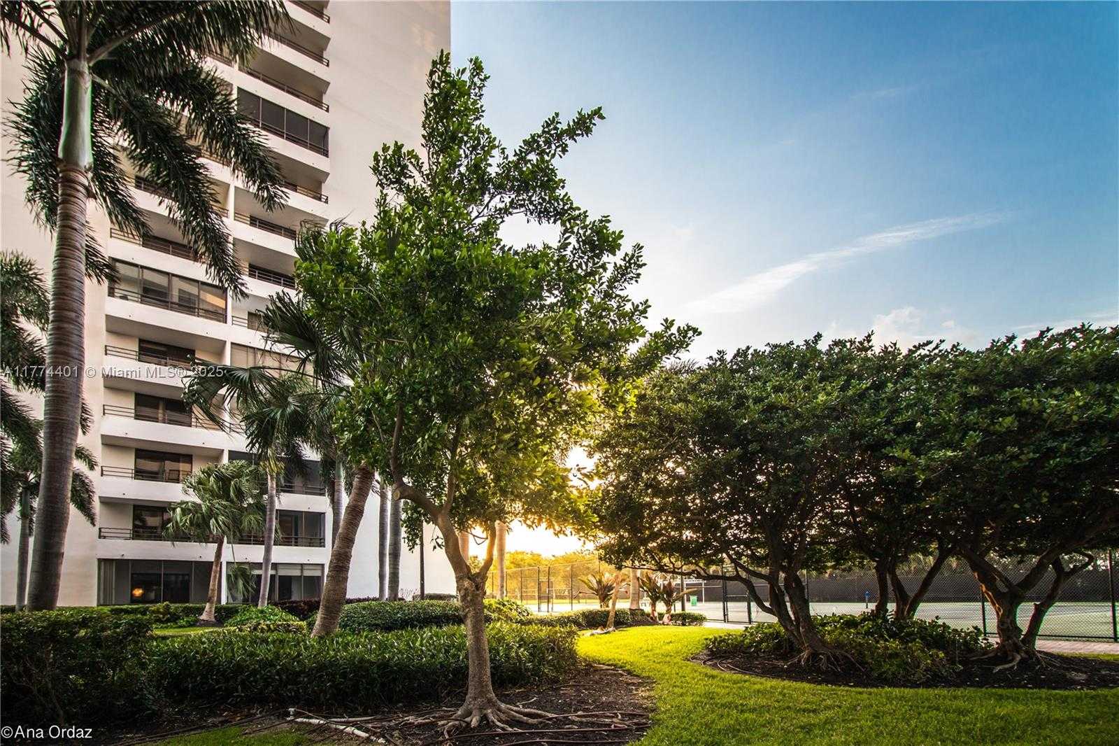Small Image of 600 THREE ISLANDS BLVD #219, Hallandale Beach Number 44