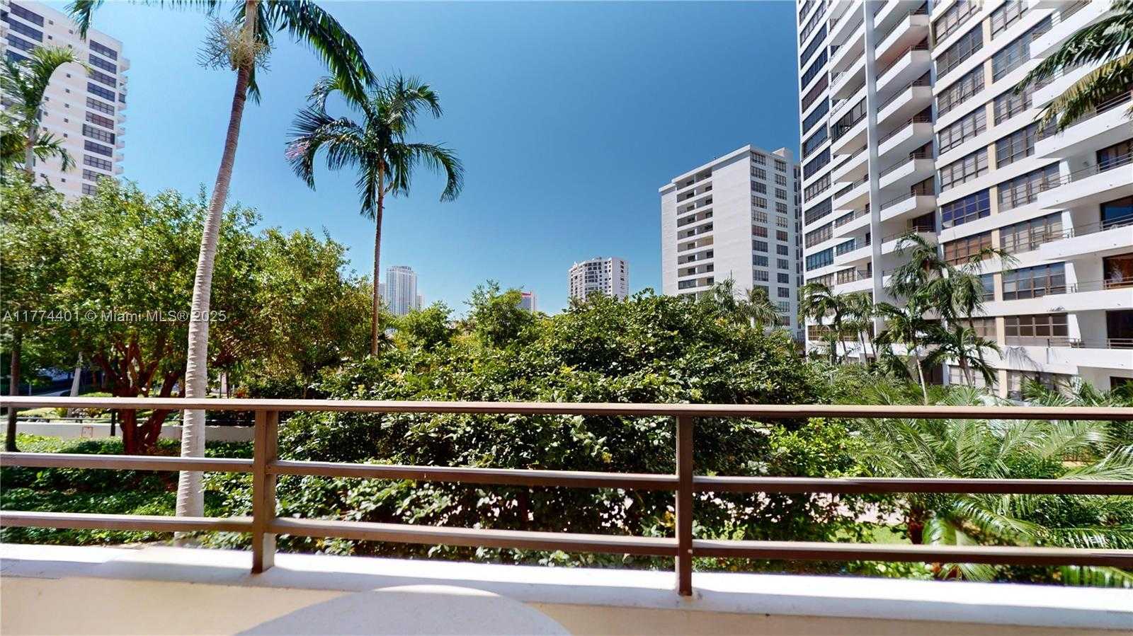 Small Image of 600 THREE ISLANDS BLVD #219, Hallandale Beach Number 5