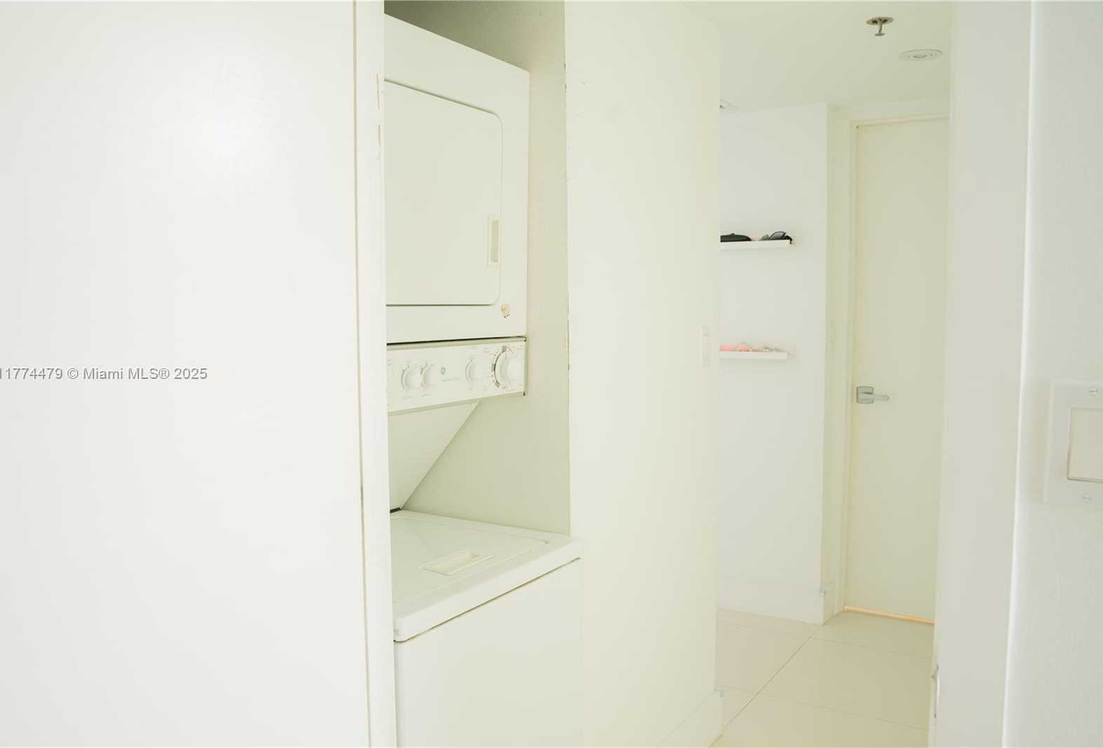 Small Image of 20515 EAST COUNTRY CLUB DR #548, Aventura Number 12