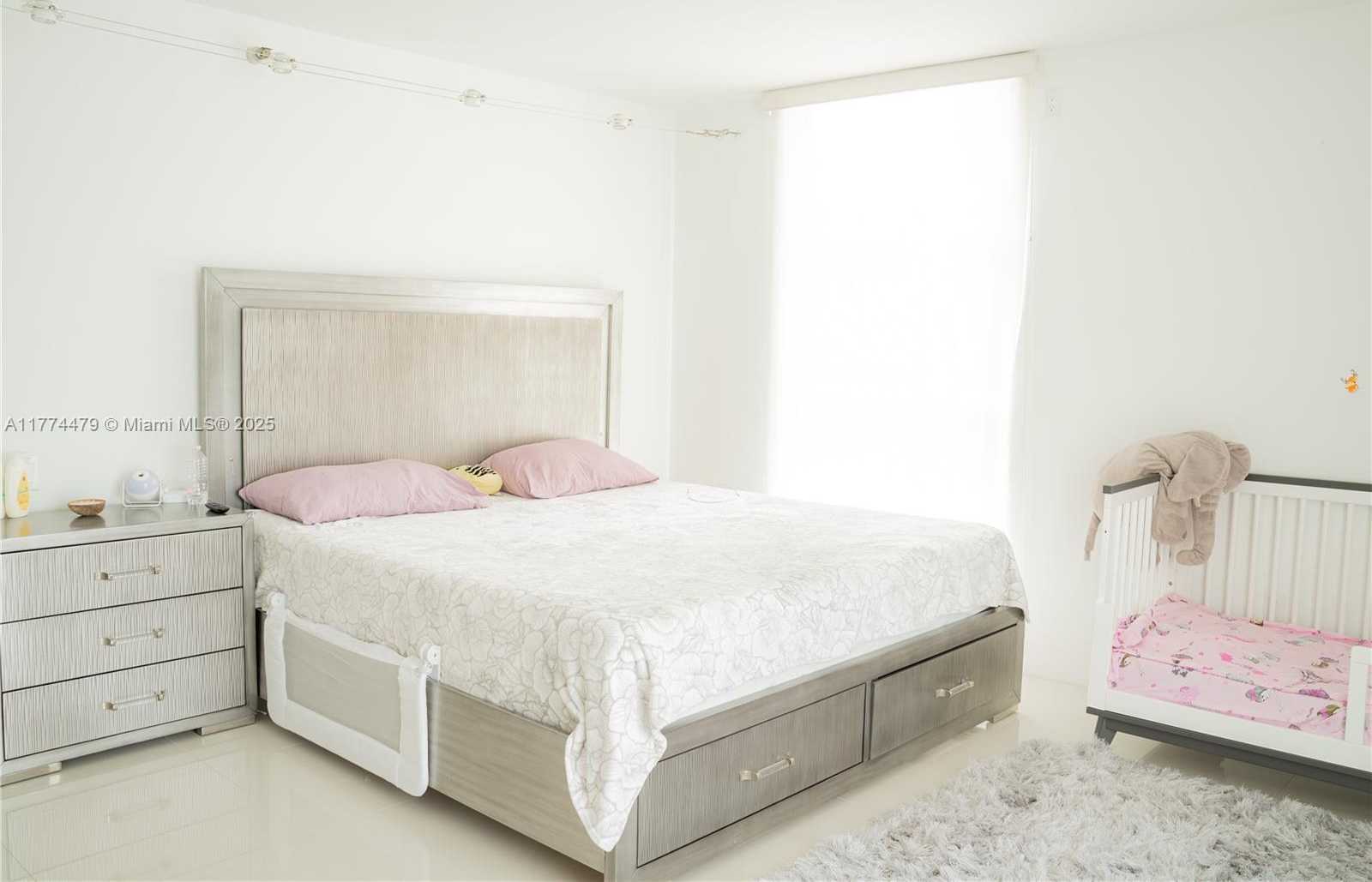 Small Image of 20515 EAST COUNTRY CLUB DR #548, Aventura Number 19