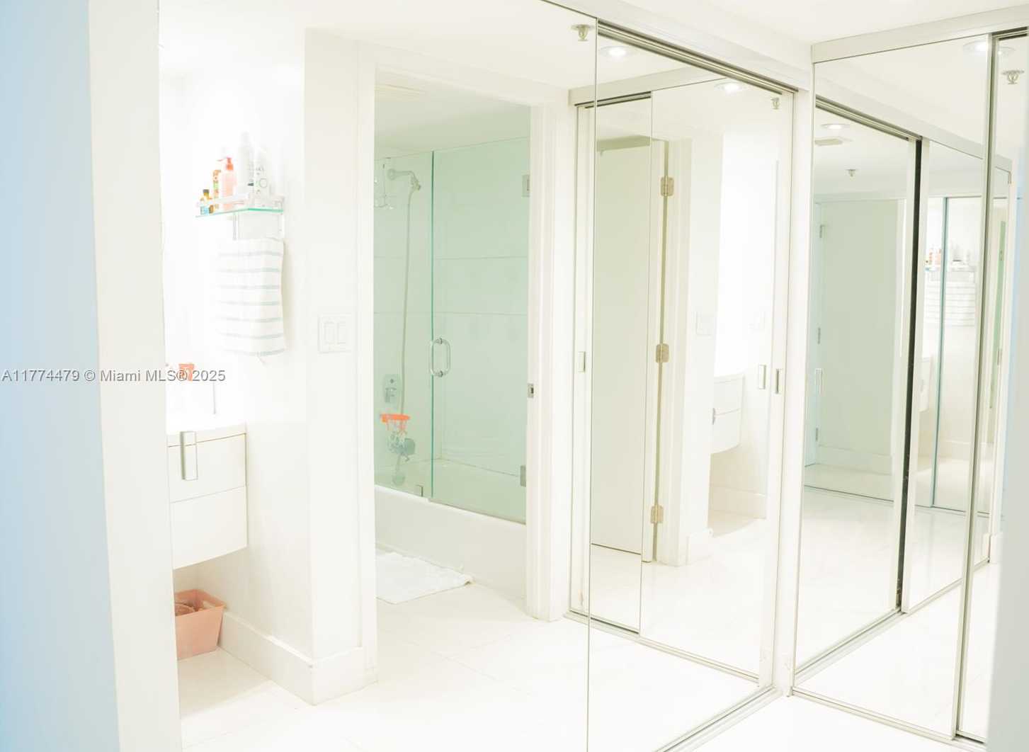 Small Image of 20515 EAST COUNTRY CLUB DR #548, Aventura Number 23