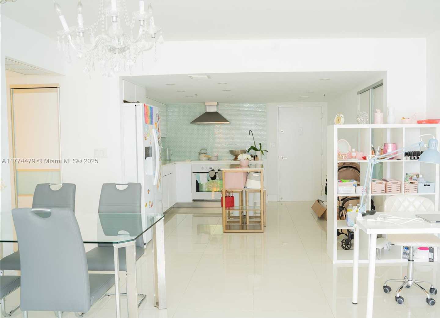Small Image of 20515 EAST COUNTRY CLUB DR #548, Aventura Number 6
