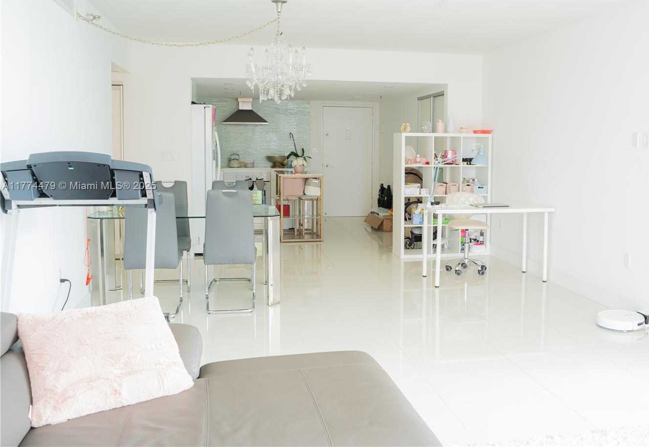 Small Image of 20515 EAST COUNTRY CLUB DR #548, Aventura Number 8