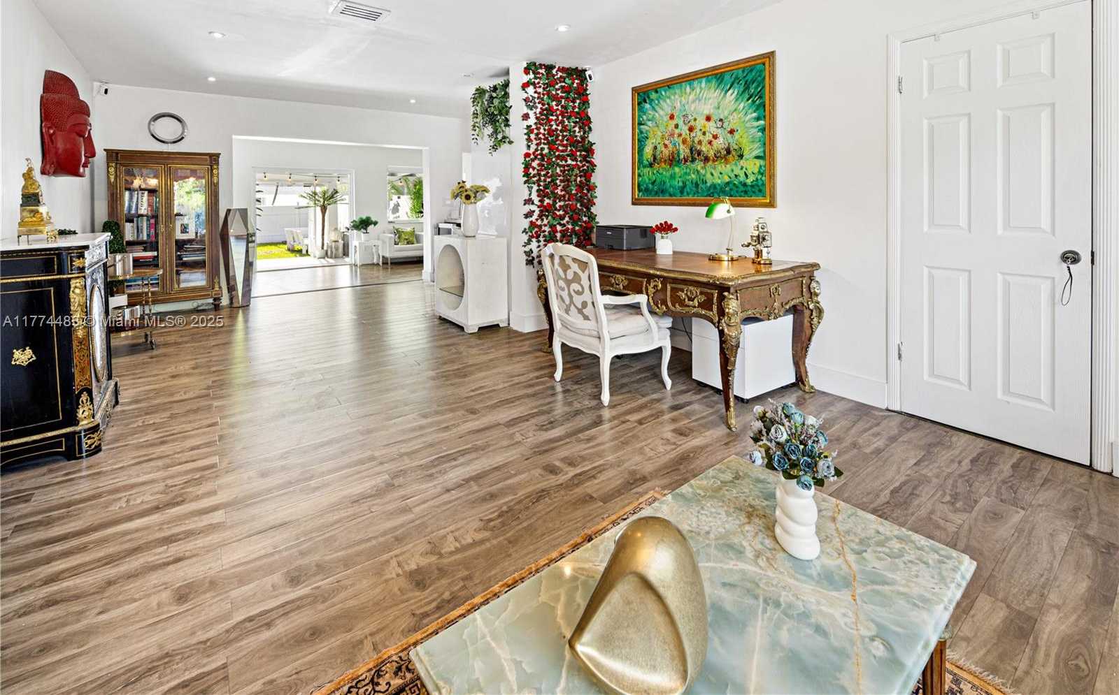 Small Image of 1460 MARSEILLE DR, Miami Beach Number 62