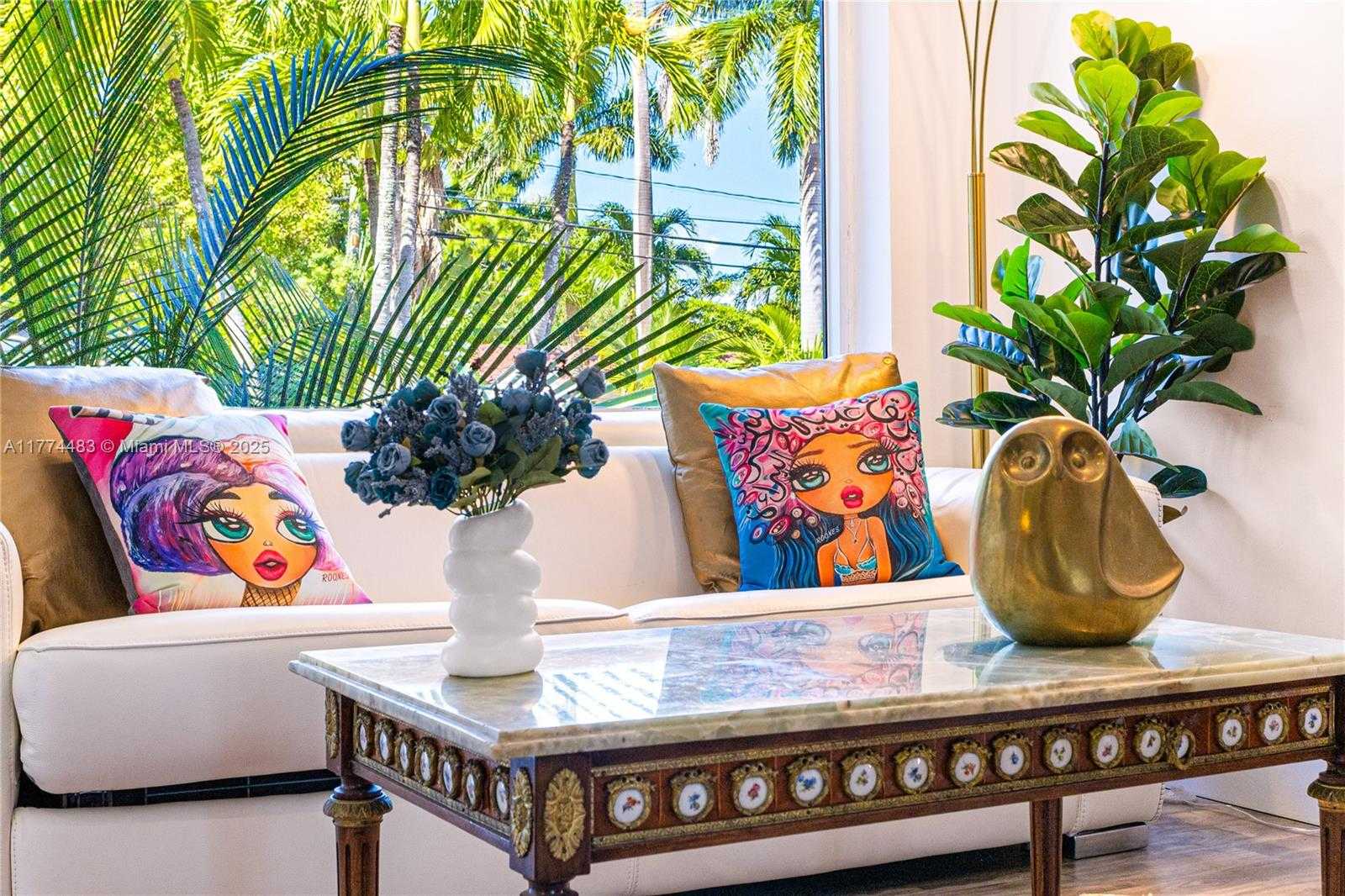 Small Image of 1460 MARSEILLE DR, Miami Beach Number 74