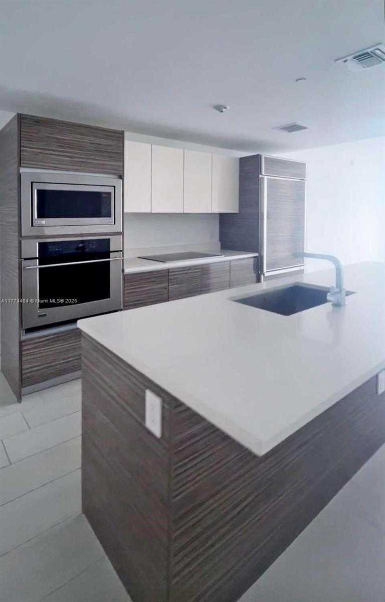 Small Image of 460 NORTH EAST 28TH ST #3702, Miami Number 13