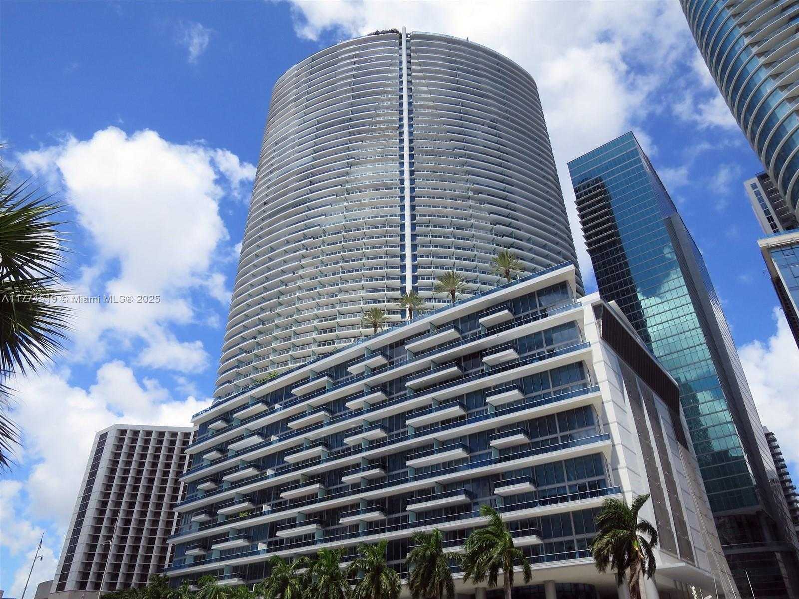 Small Image of 200 BISCAYNE BOULEVARD WAY #3908, Miami Number 26