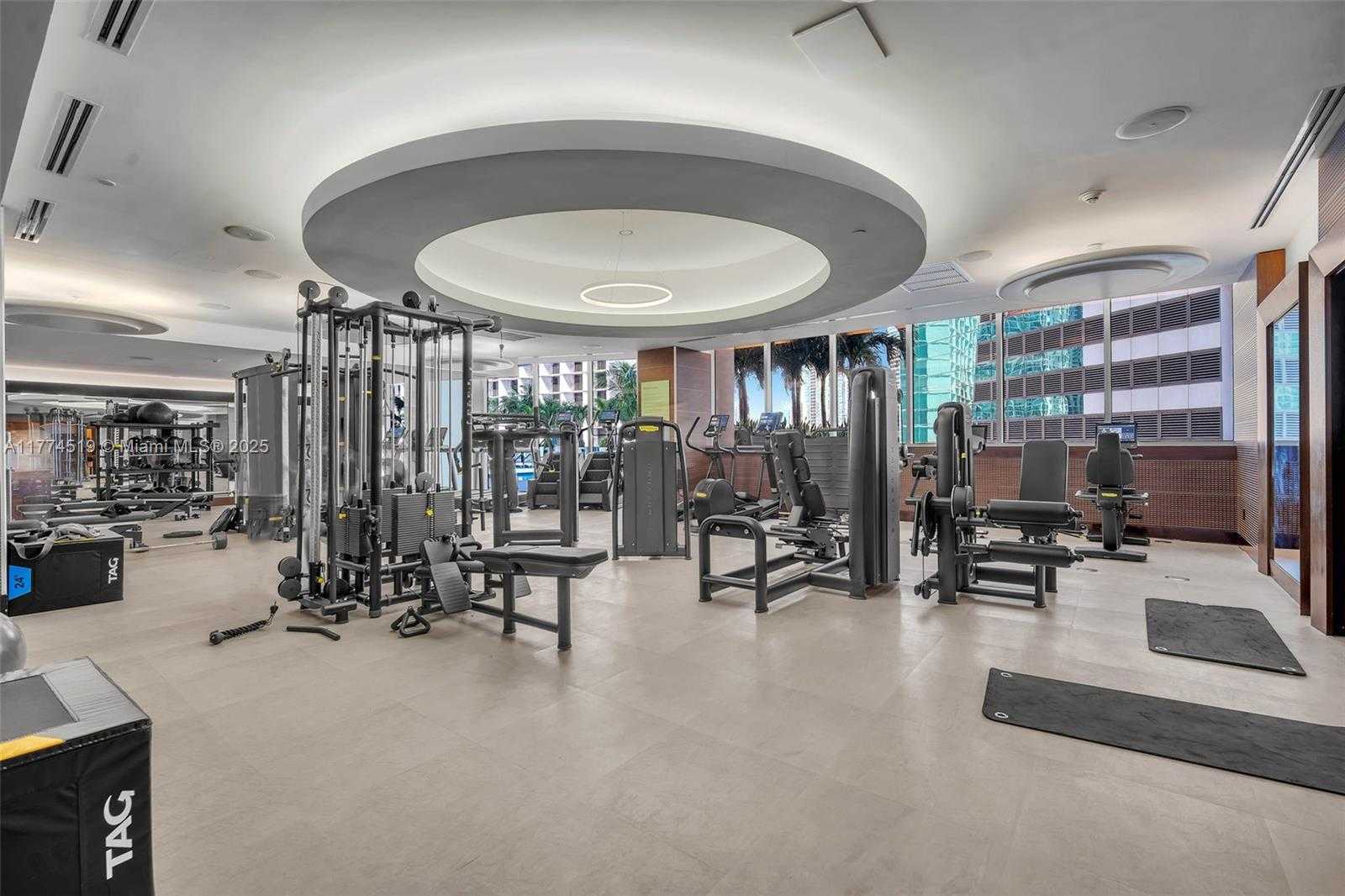 Small Image of 200 BISCAYNE BOULEVARD WAY #3908, Miami Number 29