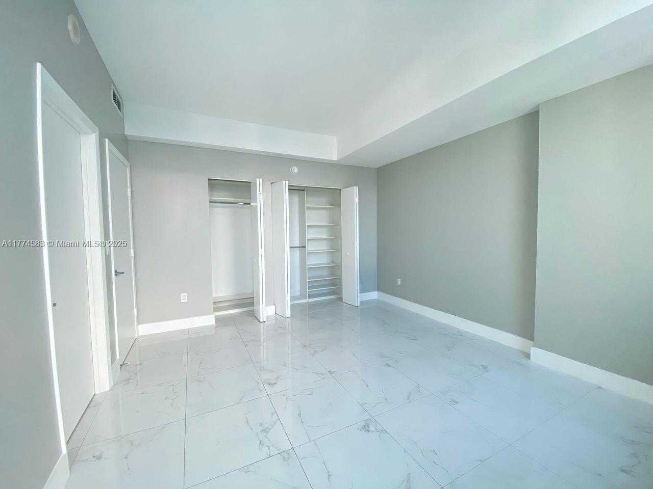 Small Image of 92 SOUTH WEST 3RD ST #5206, Miami Number 7