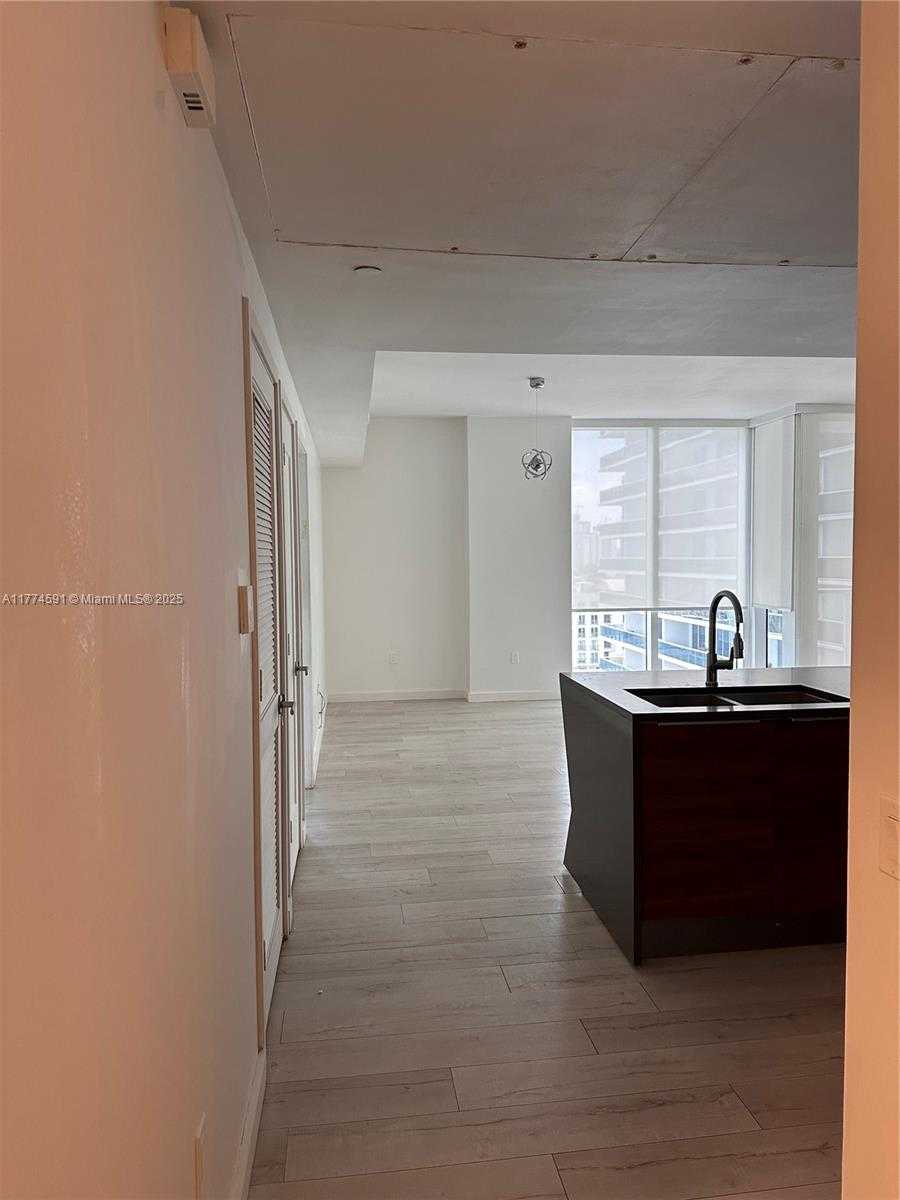 Small Image of 601 NORTH EAST 27TH ST #1202, Miami Number 20