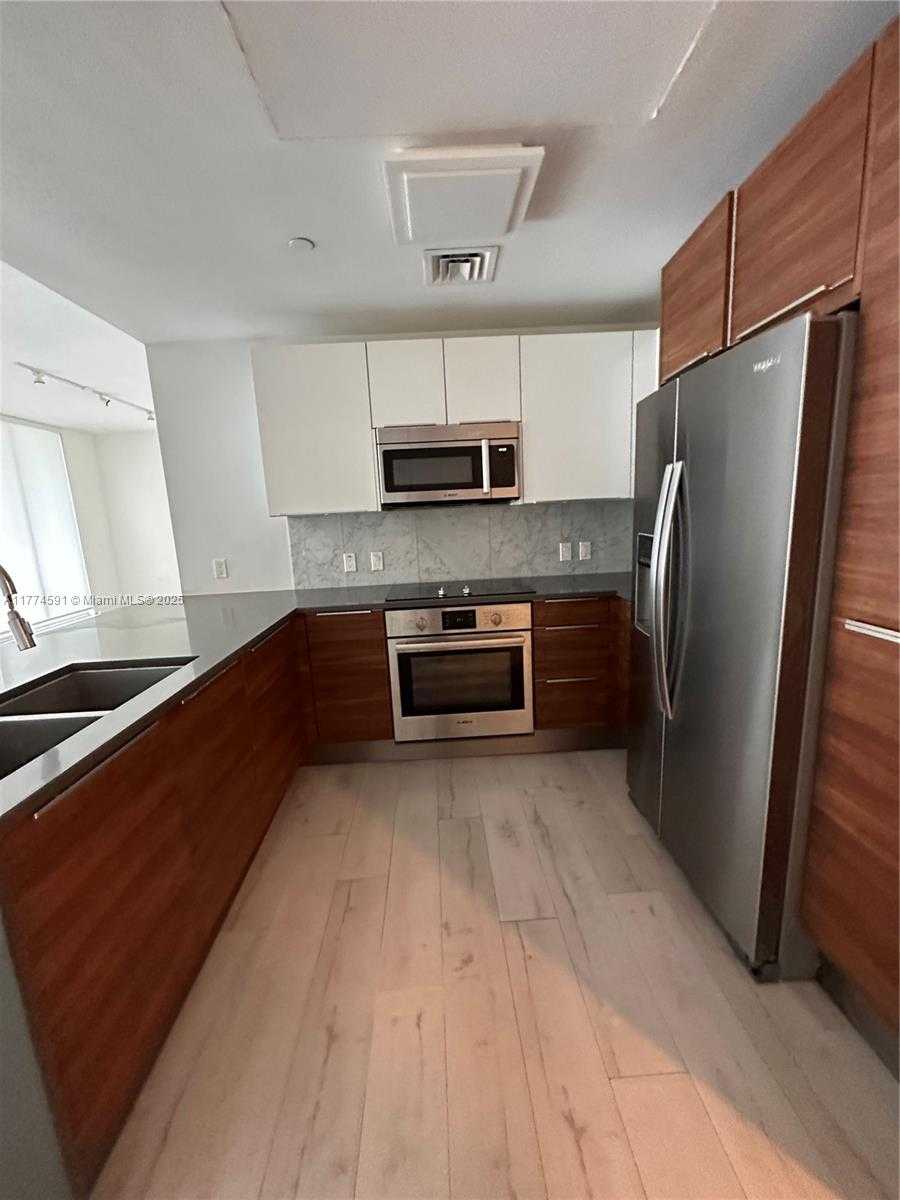 Small Image of 601 NORTH EAST 27TH ST #1202, Miami Number 21