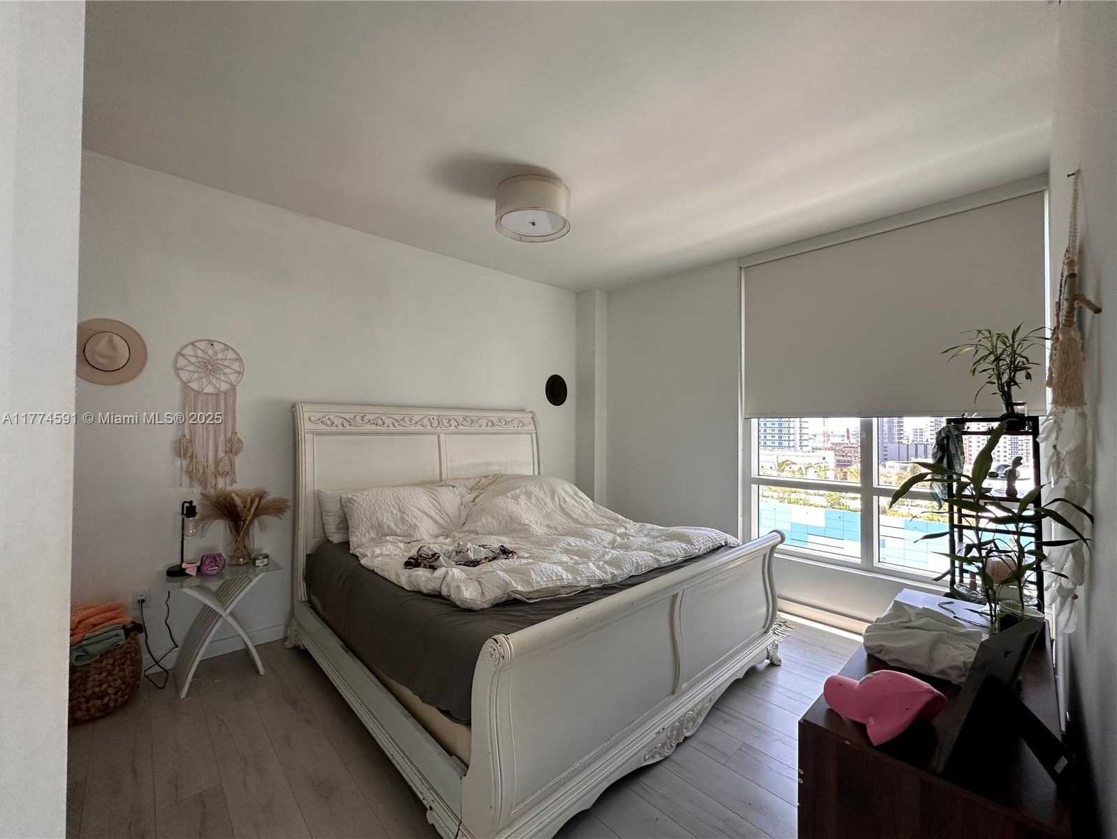 Small Image of 601 NORTH EAST 27TH ST #1202, Miami Number 30